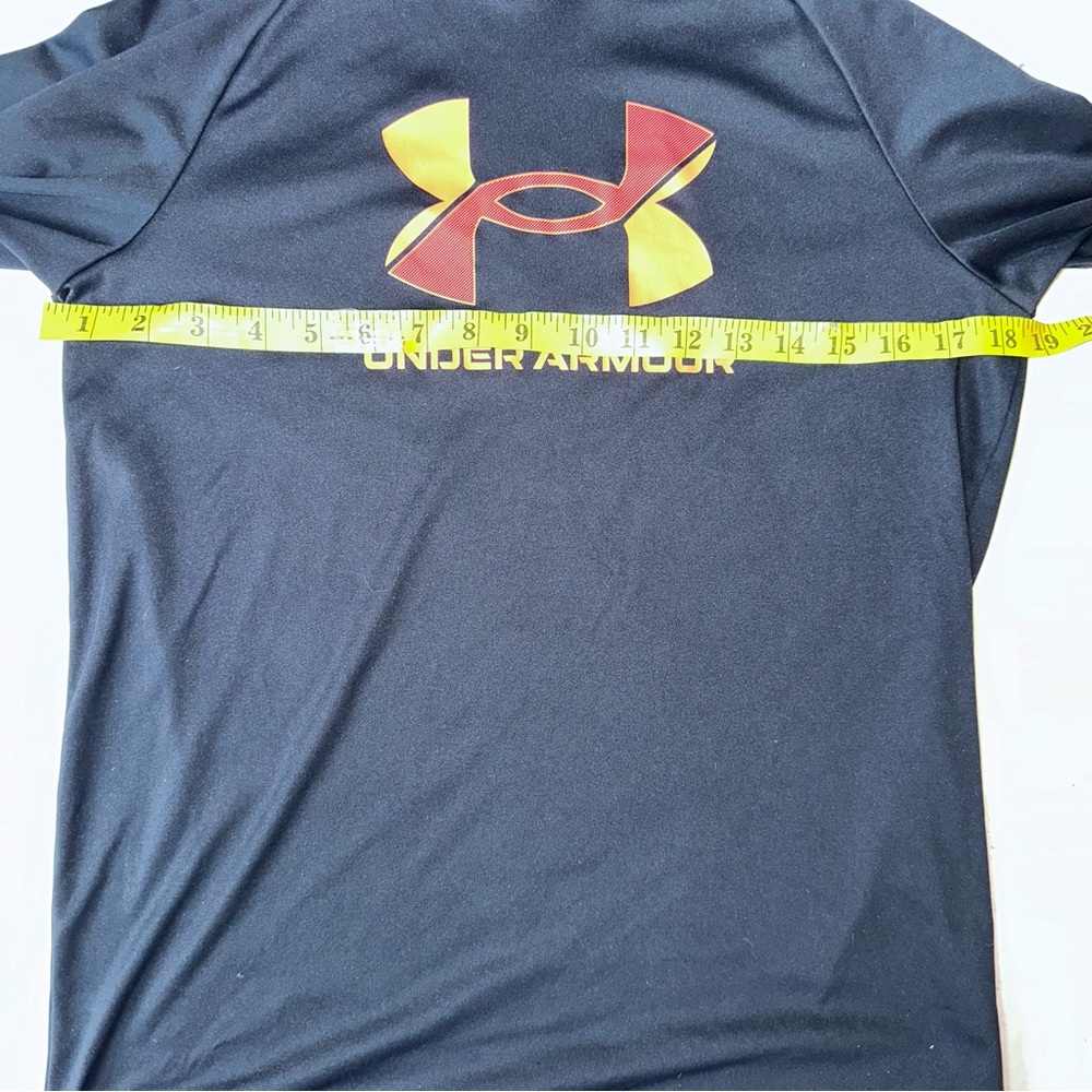 NWOT Youth XLarge Under Armour Pullover Hooded Athletic LS Shirt - Picture 4 of 5